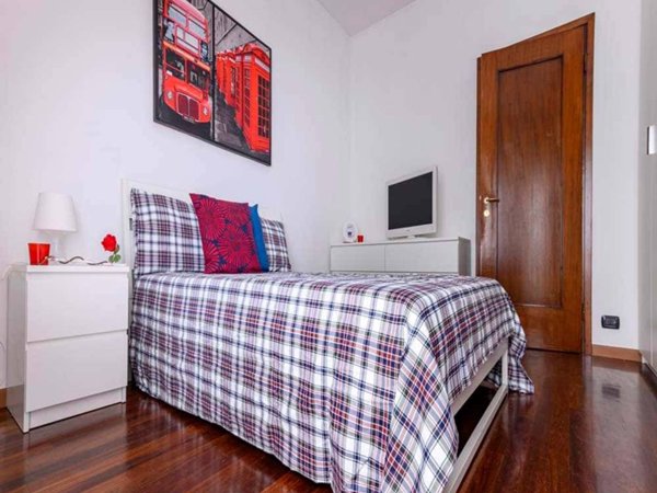 appartamento in affitto a Milano in zona QT8