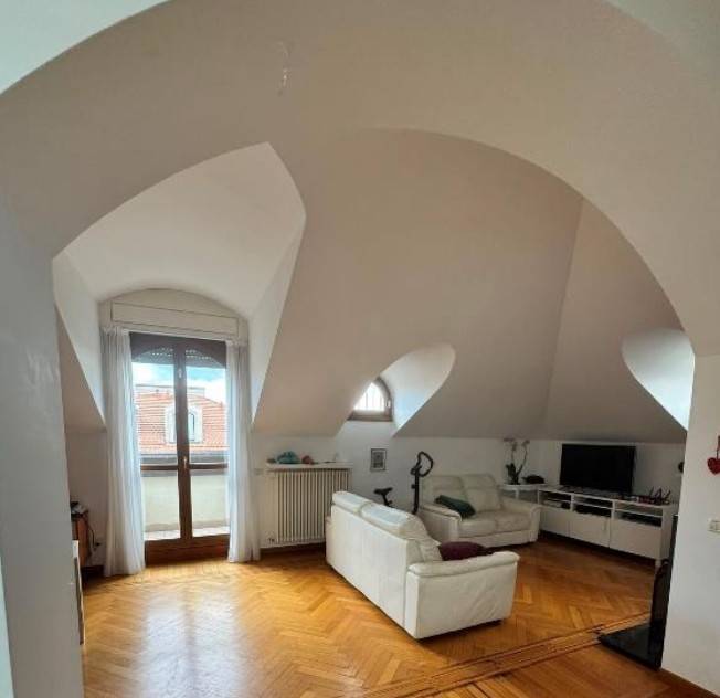 appartamento in affitto a Milano in zona Porta Magenta