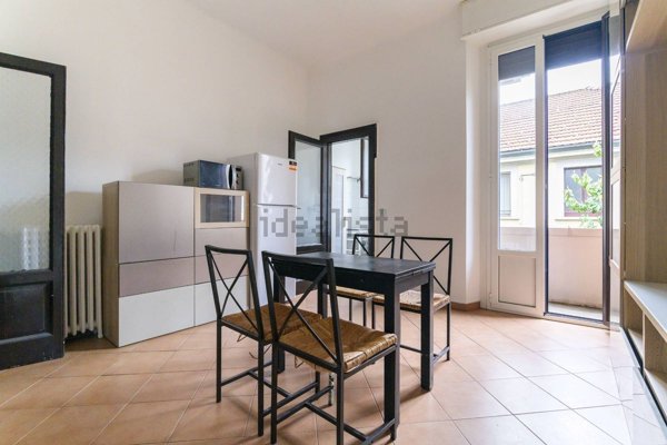 appartamento in affitto a Milano in zona De Angeli