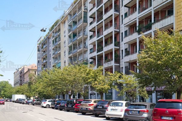 appartamento in affitto a Milano in zona Bullona