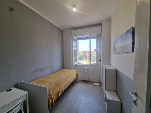 appartamento in affitto a Milano in zona Lorenteggio