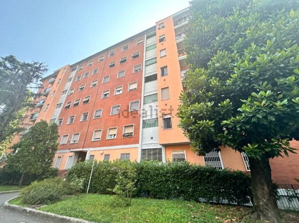 appartamento in affitto a Milano in zona Gallaratese