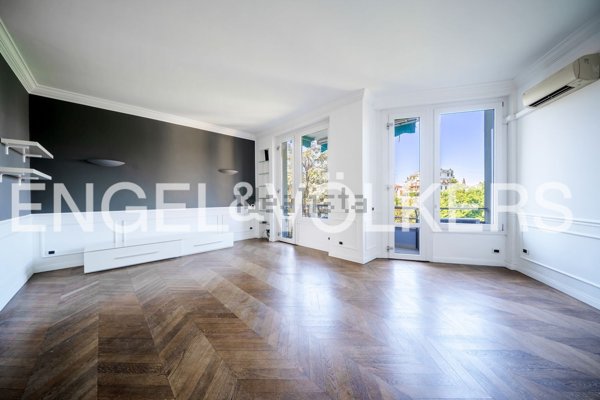 appartamento in affitto a Milano in zona Porta Nuova