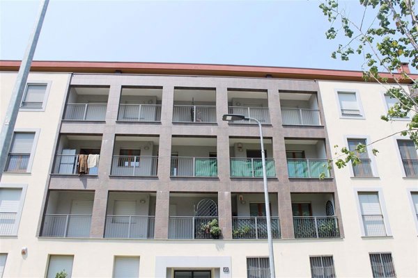 appartamento in affitto a Milano in zona Porta Genova