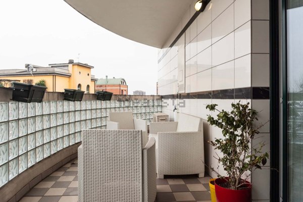 appartamento in affitto a Milano in zona Corsica