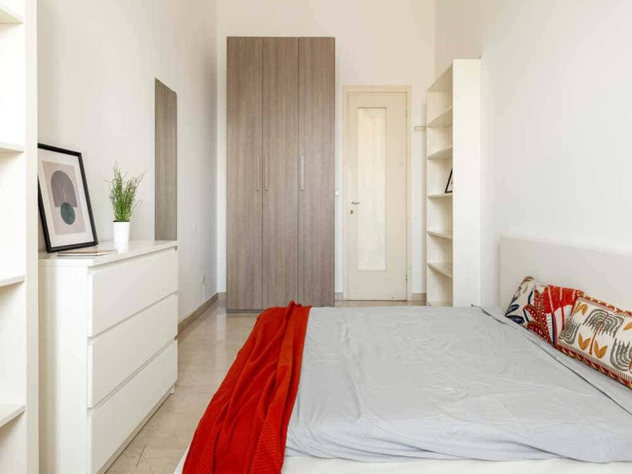 negozio in affitto a Milano in zona Conchetta