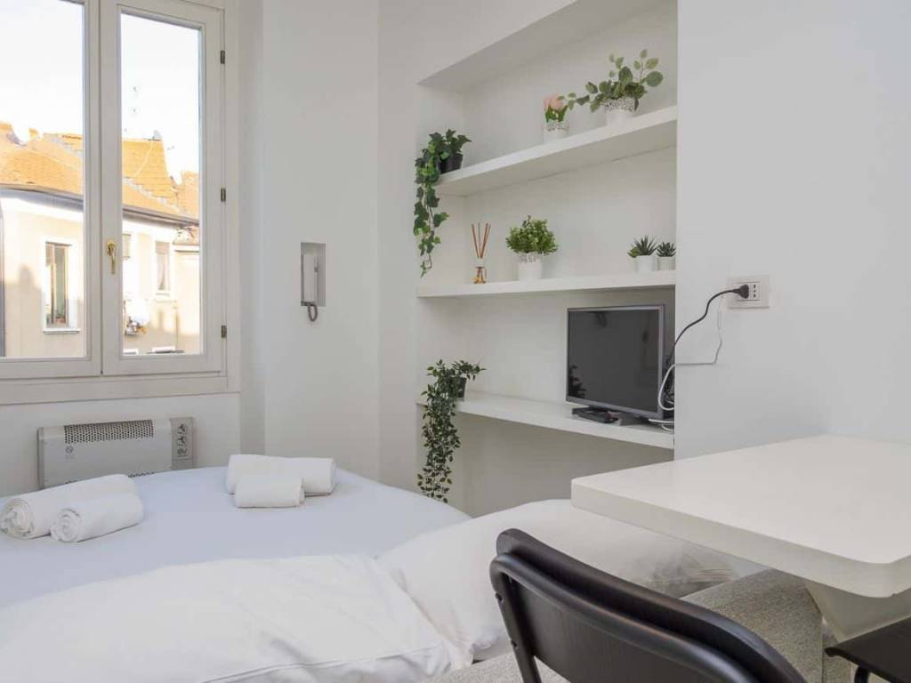 appartamento in affitto a Milano in zona De Angeli