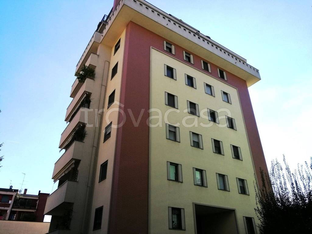 appartamento in affitto a Milano in zona Casoretto