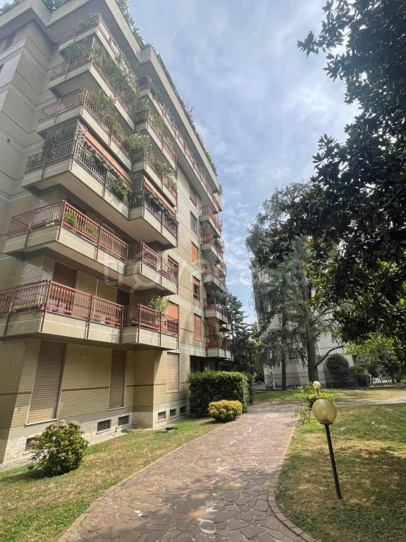 appartamento in affitto a Milano in zona Bande Nere