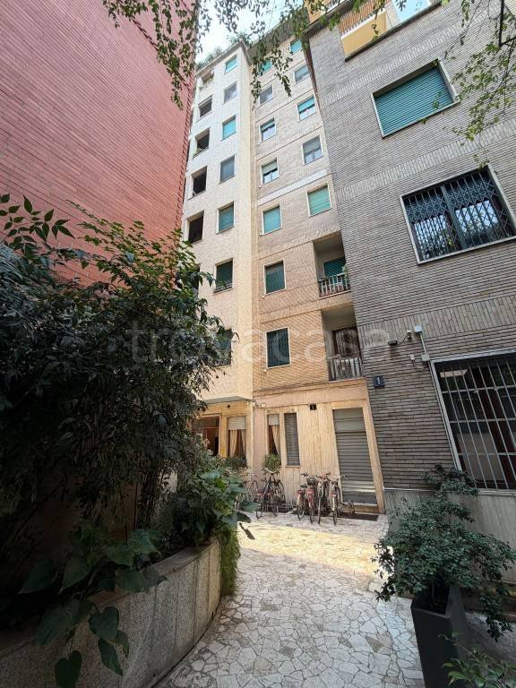 appartamento in affitto a Milano in zona Sant'Ambrogio