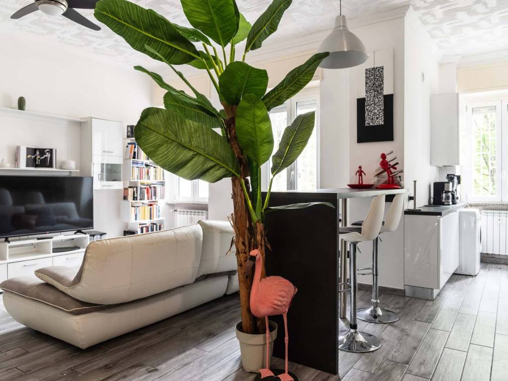 appartamento in affitto a Milano in zona Lorenteggio