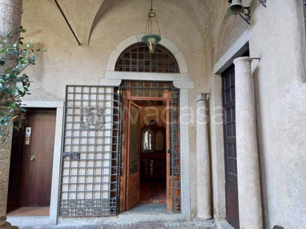 appartamento in affitto a Milano in zona Sant'Ambrogio