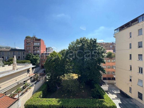 appartamento in affitto a Milano in zona Corsica