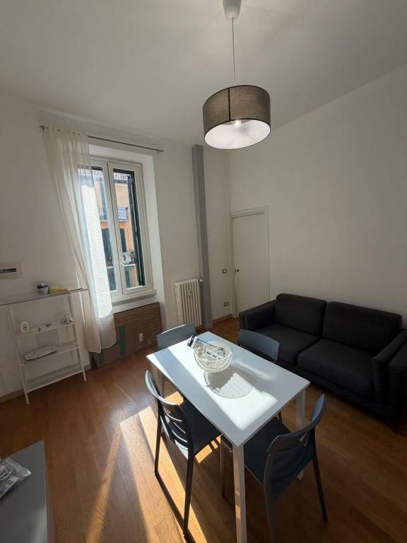 appartamento in affitto a Milano in zona Famagosta