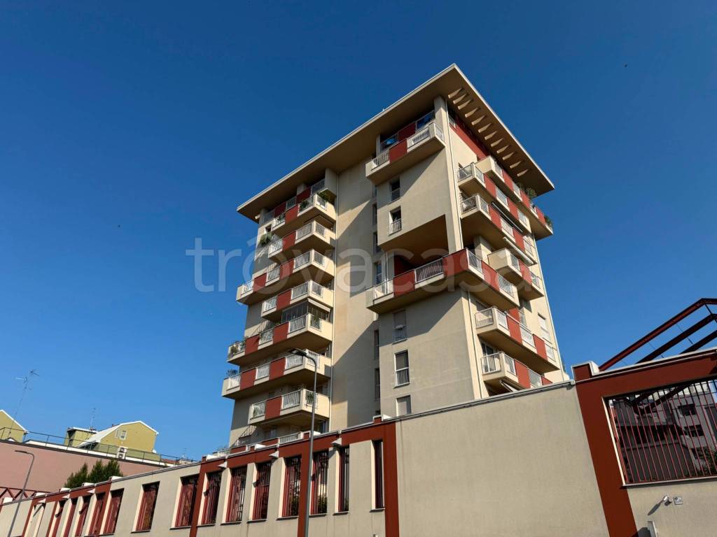appartamento in affitto a Milano in zona Corvetto