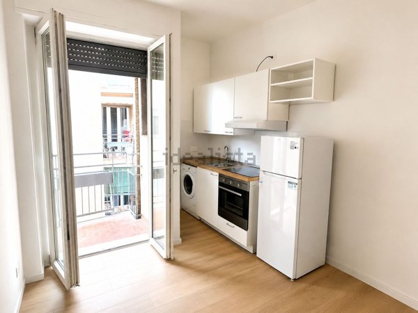 appartamento in affitto a Milano in zona De Angeli