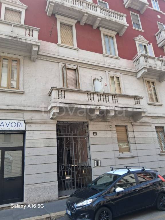 appartamento in affitto a Milano in zona Bocconi
