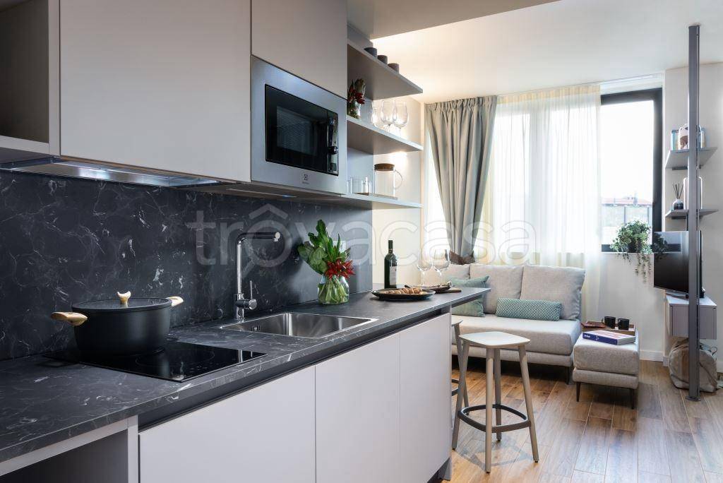 appartamento in affitto a Milano in zona Corsica