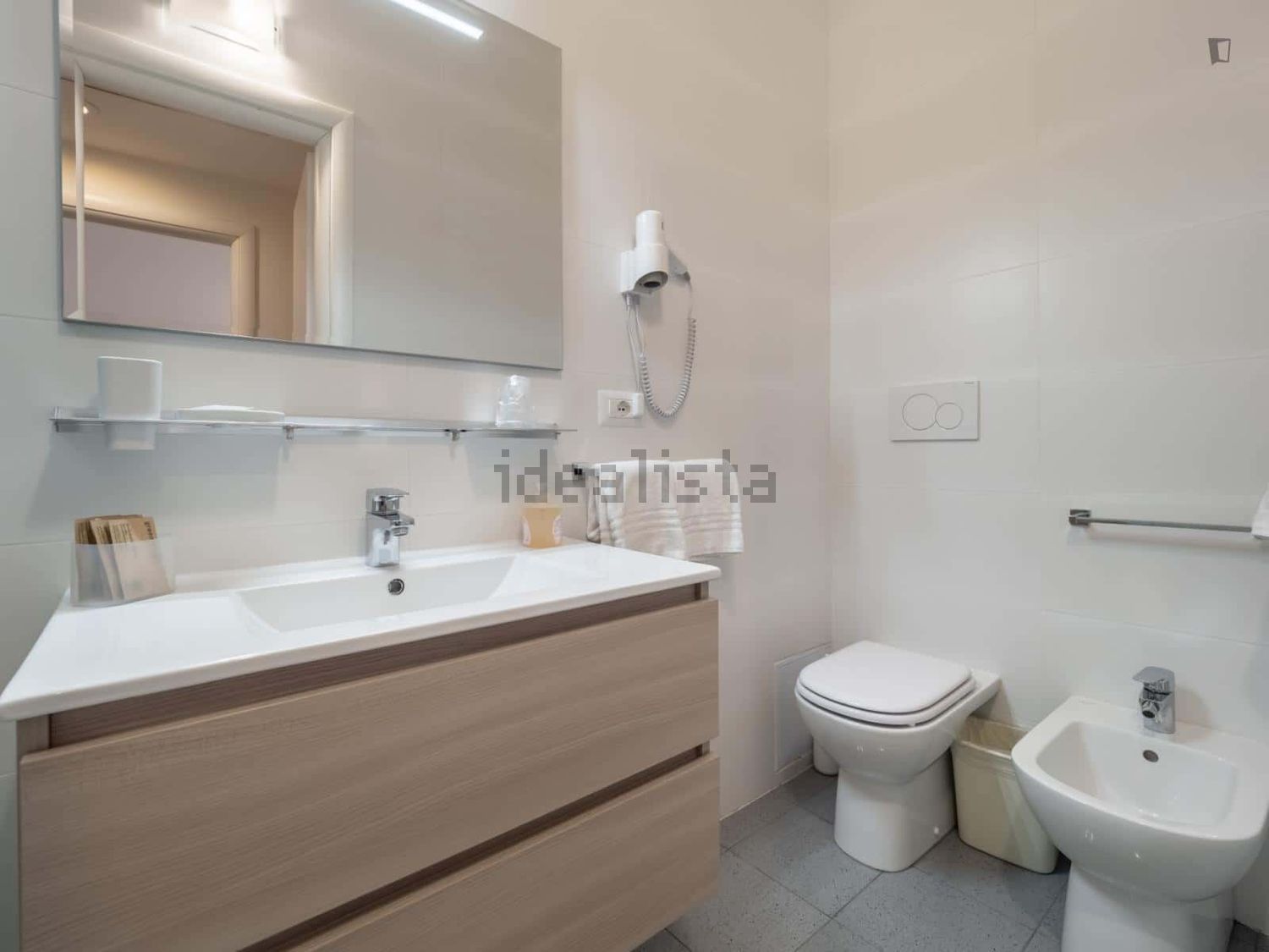 appartamento in affitto a Milano in zona Porta Genova