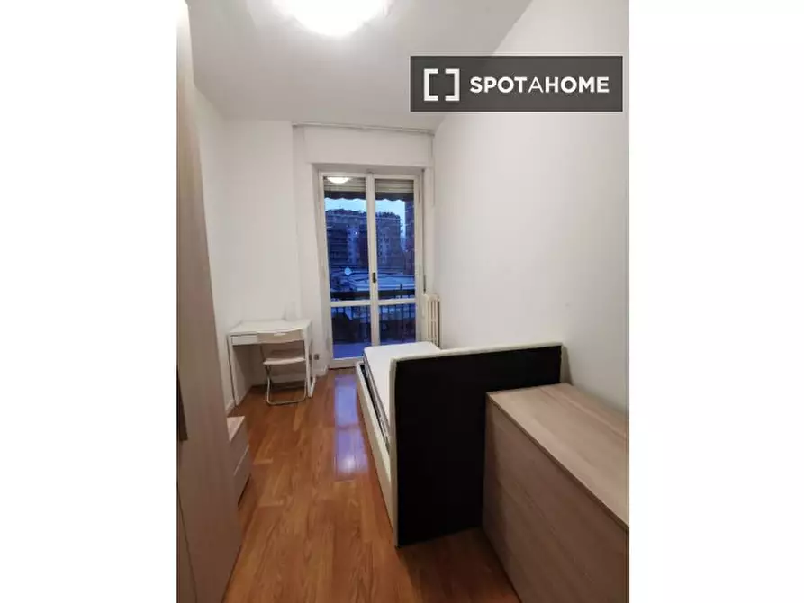appartamento in affitto a Milano in zona Famagosta