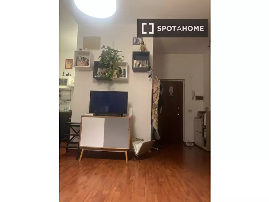 appartamento in affitto a Milano in zona Lorenteggio