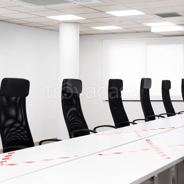 ufficio in affitto a Milano in zona Centro Direzionale