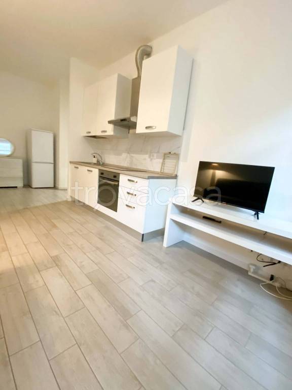 appartamento in affitto a Milano in zona Bullona