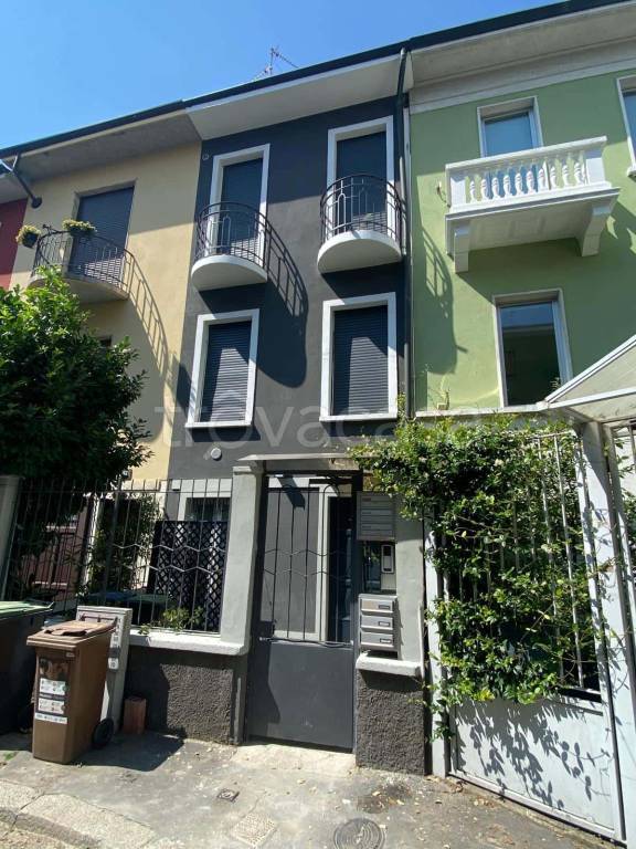 appartamento in affitto a Milano in zona Corsica