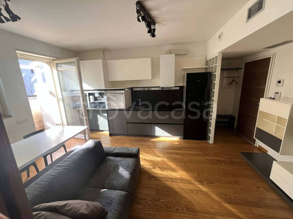appartamento in affitto a Milano in zona Porta Romana