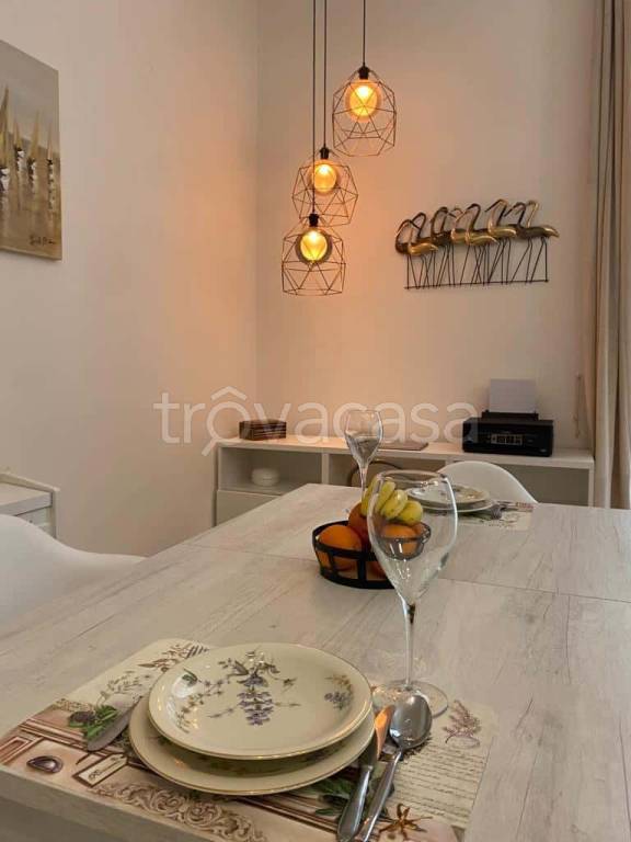 appartamento in affitto a Milano in zona Guastalla