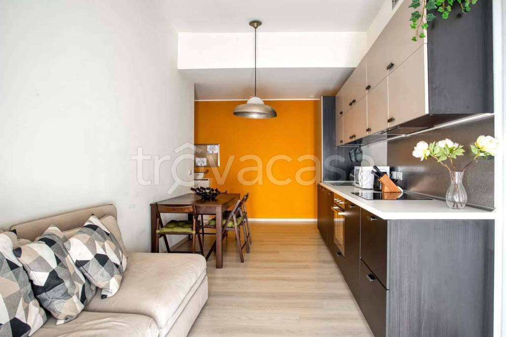 appartamento in affitto a Milano in zona Guastalla