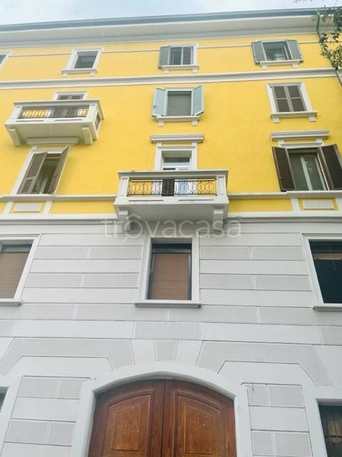 appartamento in affitto a Milano in zona Farini