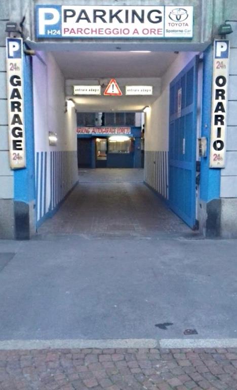box auto in affitto a Milano in zona Loreto