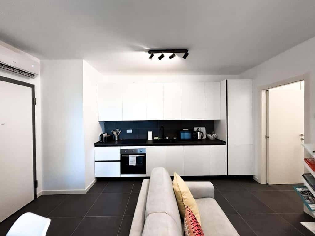 appartamento in affitto a Milano in zona Corsica