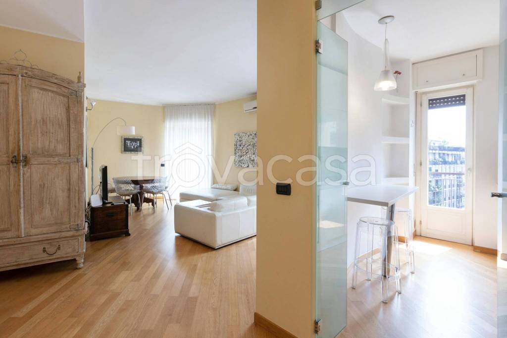 appartamento in affitto a Milano in zona Solari