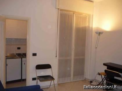 appartamento in affitto a Milano in zona Famagosta