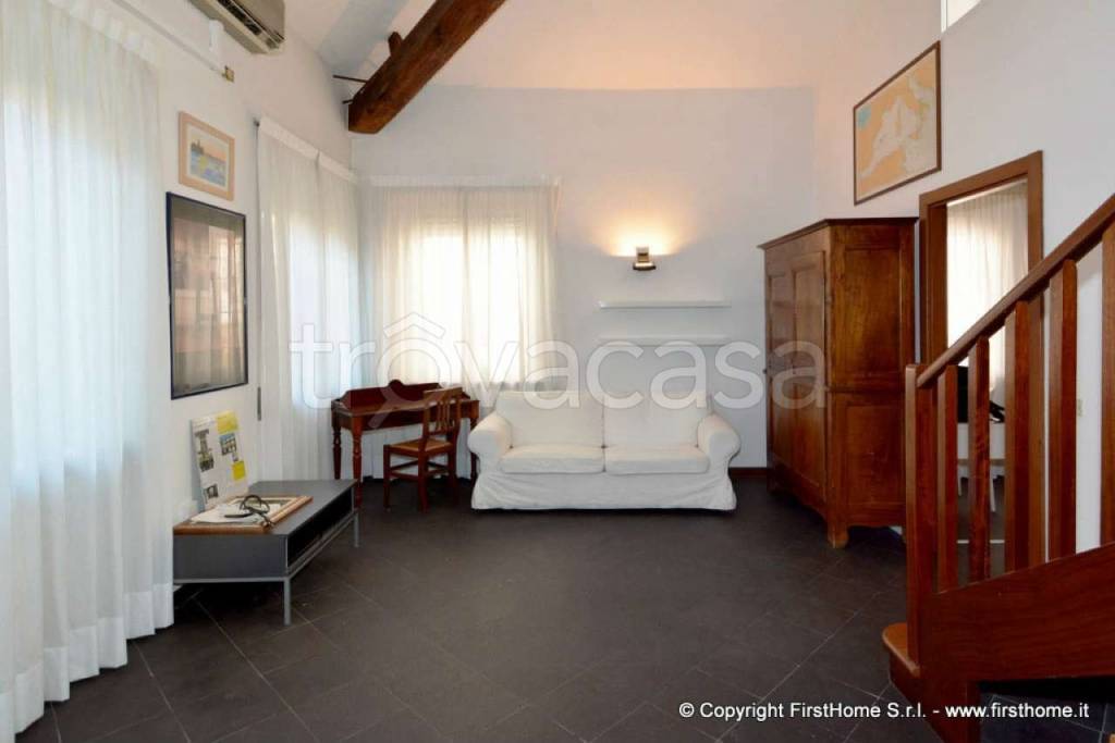appartamento in affitto a Milano in zona Porta Ticinese