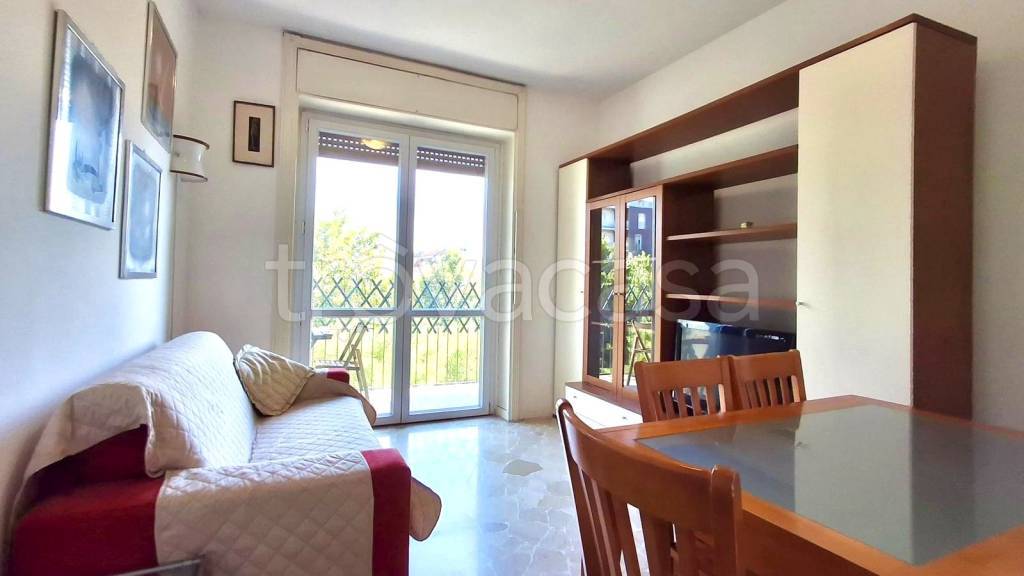 appartamento in affitto a Milano in zona Corsica