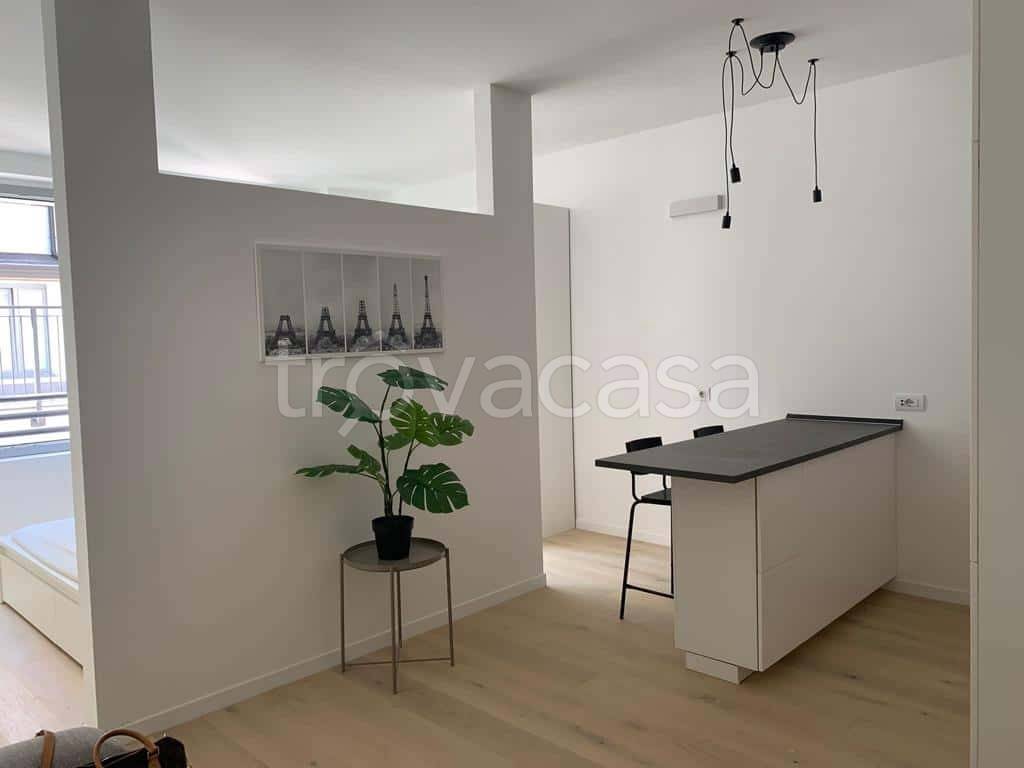 appartamento in affitto a Milano in zona Corvetto