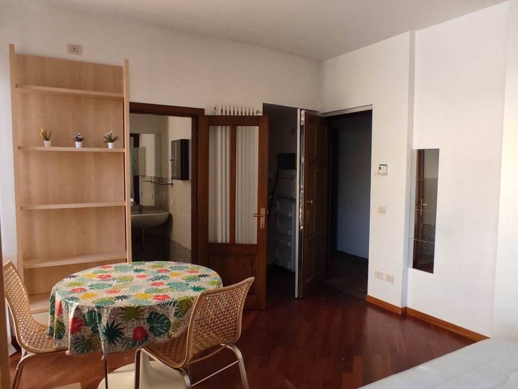 appartamento in affitto a Milano in zona Solari