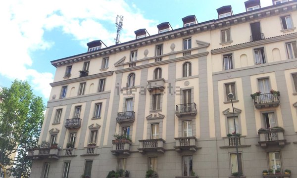 appartamento in affitto a Milano in zona Lorenteggio