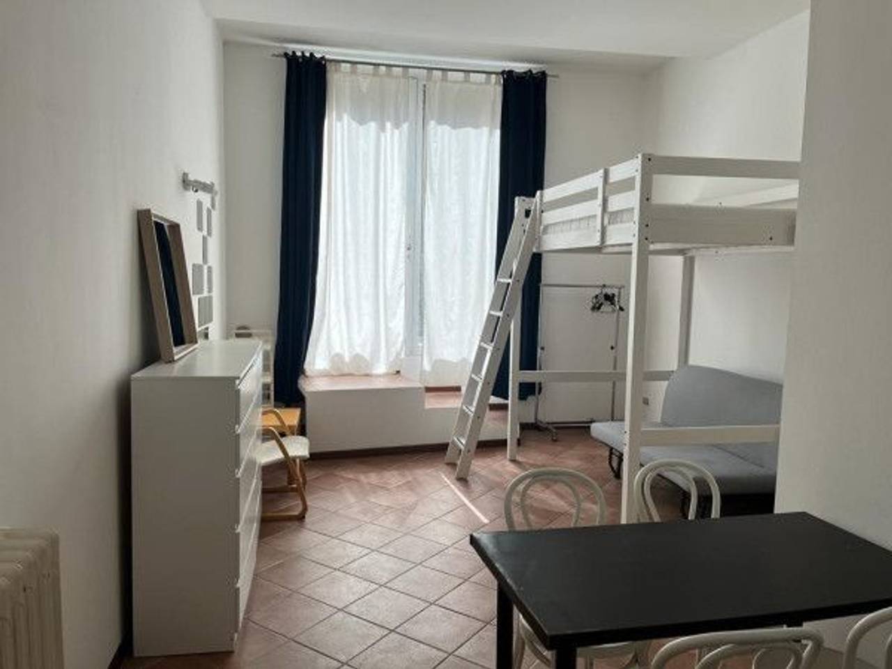 appartamento in affitto a Milano in zona Guastalla