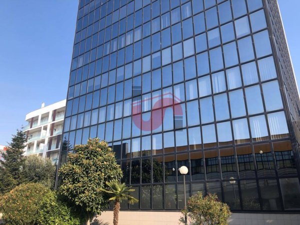 ufficio in affitto a Milano in zona Vigentino