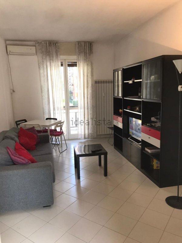 appartamento in affitto a Milano in zona Lorenteggio