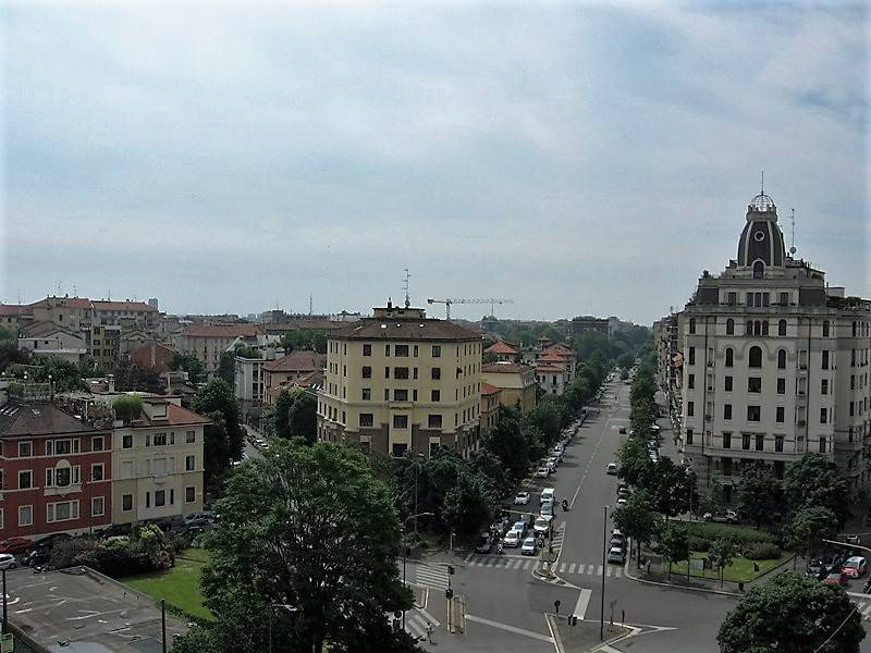 appartamento in affitto a Milano in zona De Angeli