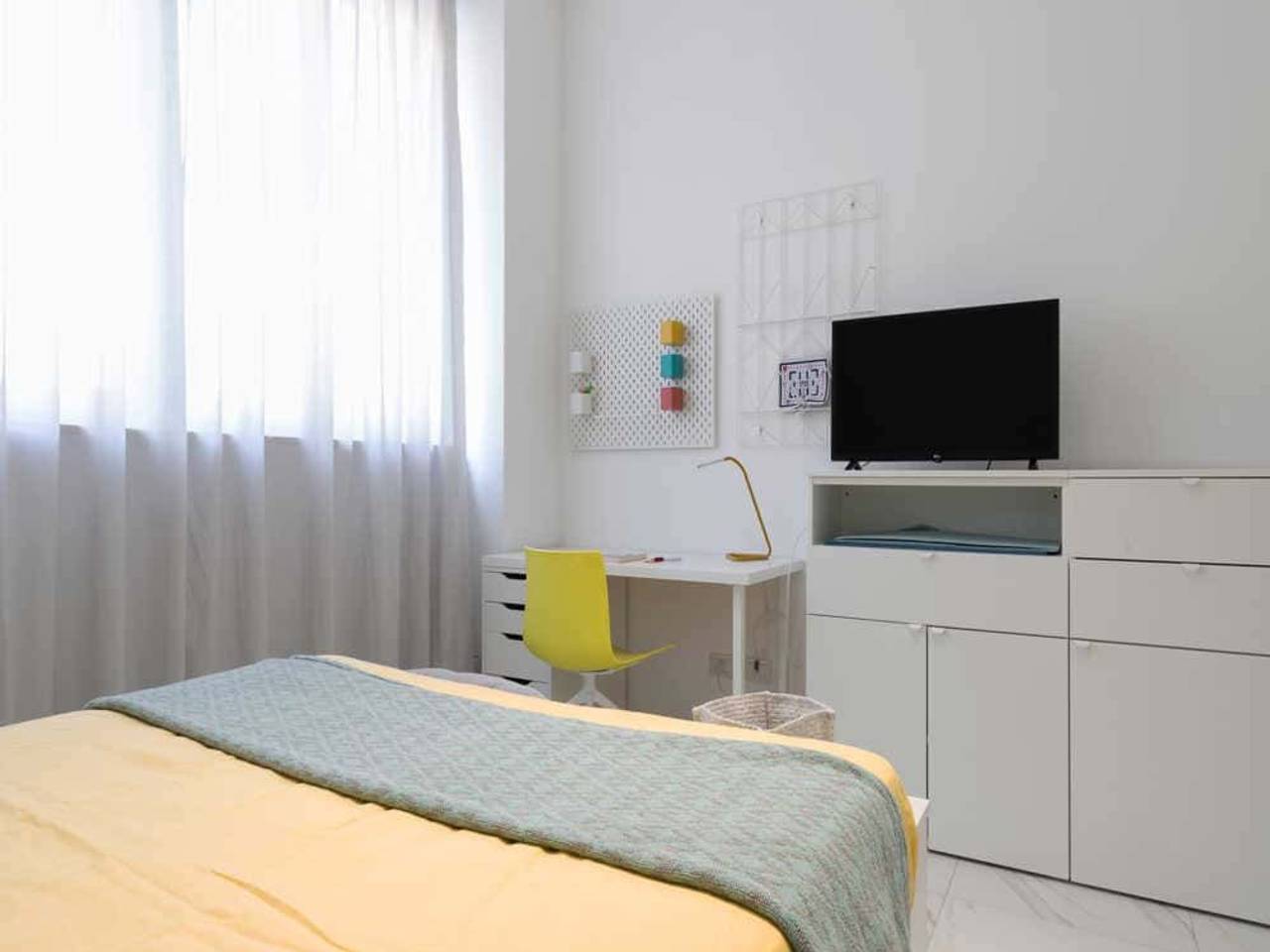 negozio in affitto a Milano in zona Bocconi