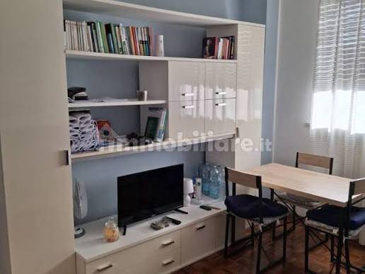 appartamento in affitto a Milano in zona Bullona