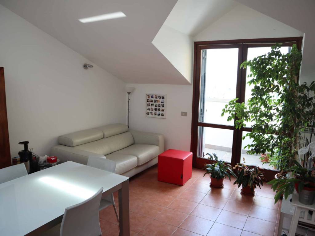 appartamento in affitto a Milano in zona Isola