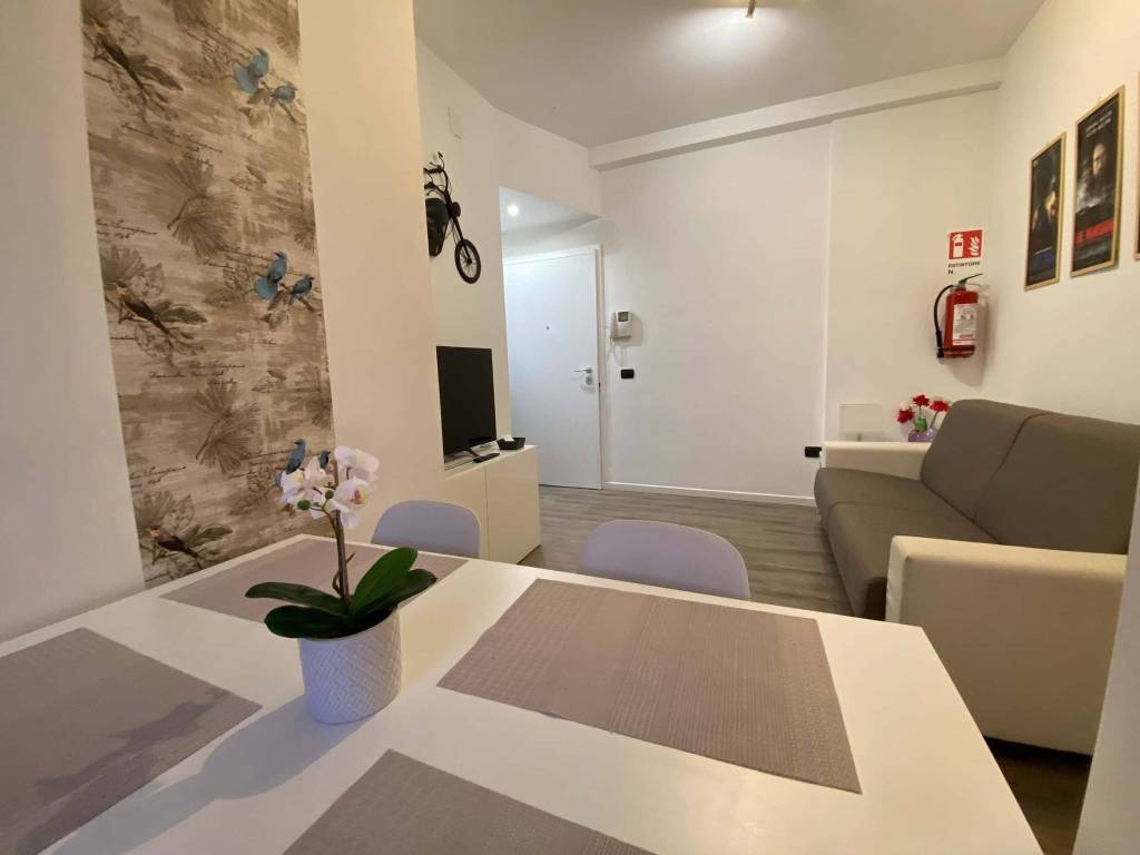 appartamento in affitto a Milano in zona Famagosta