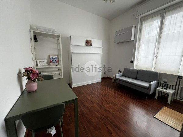 appartamento in affitto a Milano in zona Lorenteggio